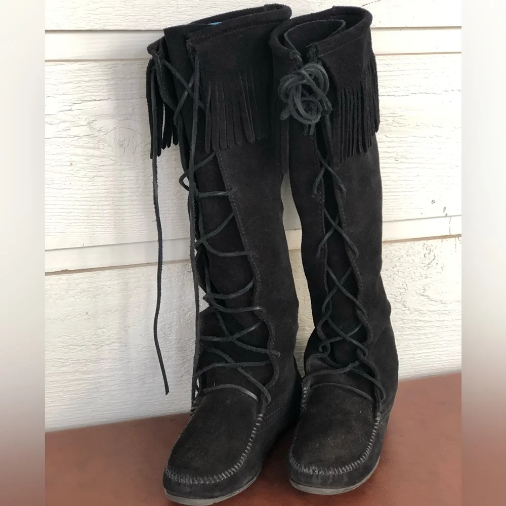 Minnetonka Tall Black Moccasins - Picture 3 of 4